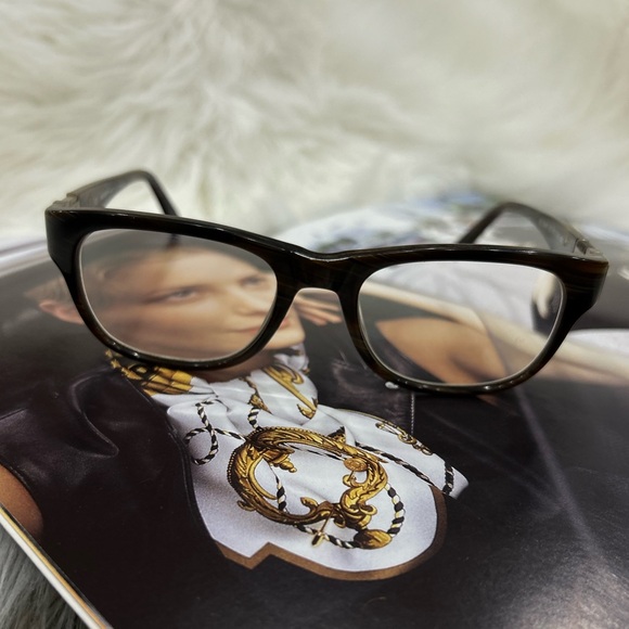 Balmain prescription eyeglasses - Picture 7 of 11